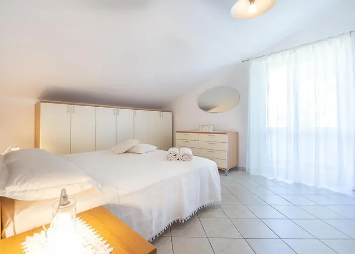 Paradiso Con Vista Mozzafiato - Adriana Chieti